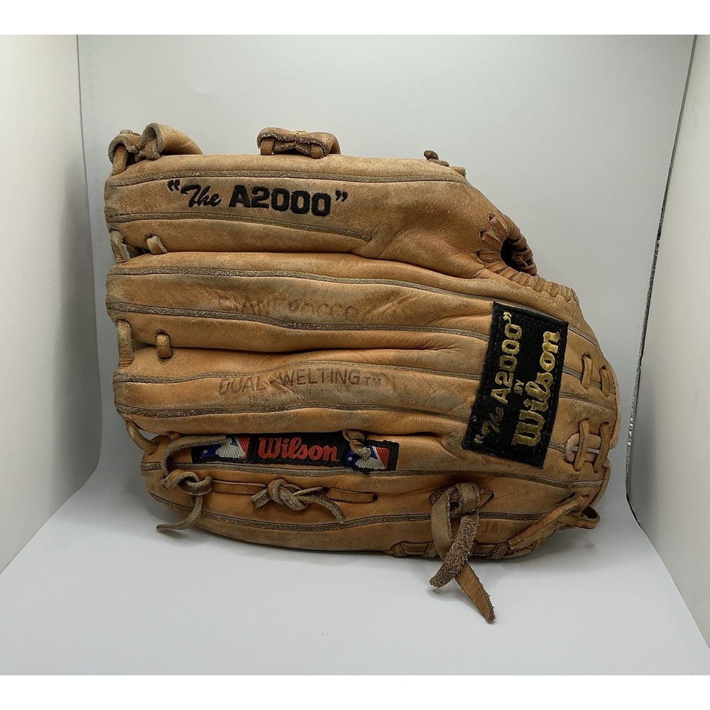 Vintage Wilson The A2000-L Baseball Glove 11" RHT Dual-Hinge Snap Action Mitt